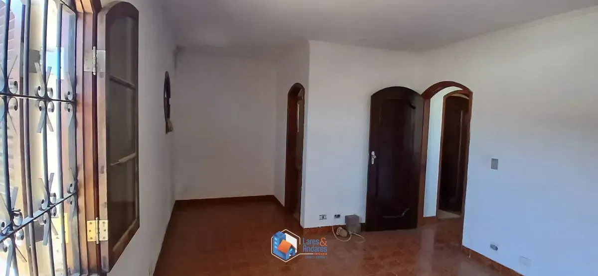 Imagem Casa de vila para venda em Vila Romano com 4 quartos, sendo 1 suíte, 190m²