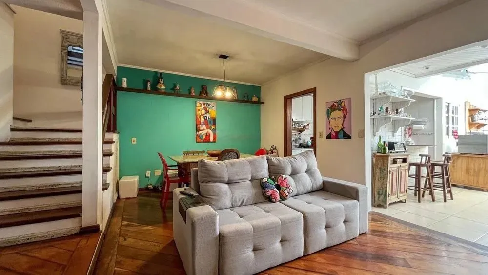 Imagem Casa para Venda - 176m², 3 dormitórios, sendo 1 suites, 4 vagas - Jardim Isabel