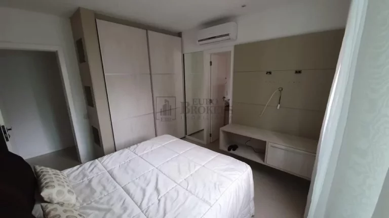 Imagem Apartamento com 3 suítes para locação anual em Balneário Camboriú.