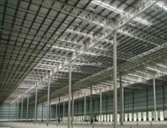 Imagem Galpão Comercial para Locação em Arujá-SP, 8.151m² de Área.