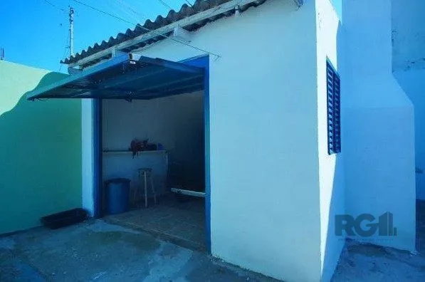 Imagem Casa espaçosa à venda no bairro Costa e Silva 4 dormitórios sendo 1 suíte.