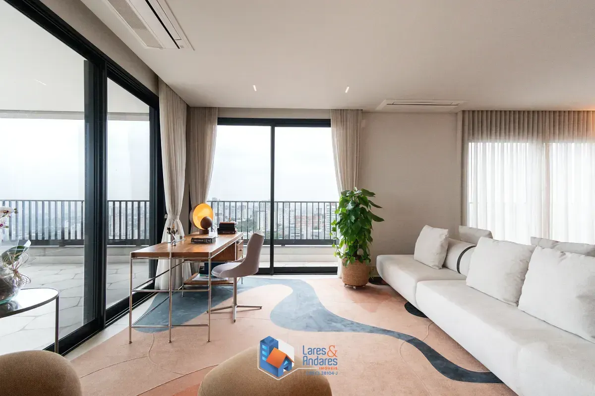 Imagem Cobertura para venda em Vila Madalena com 3 quartos, sendo 3 suítes, 381m²