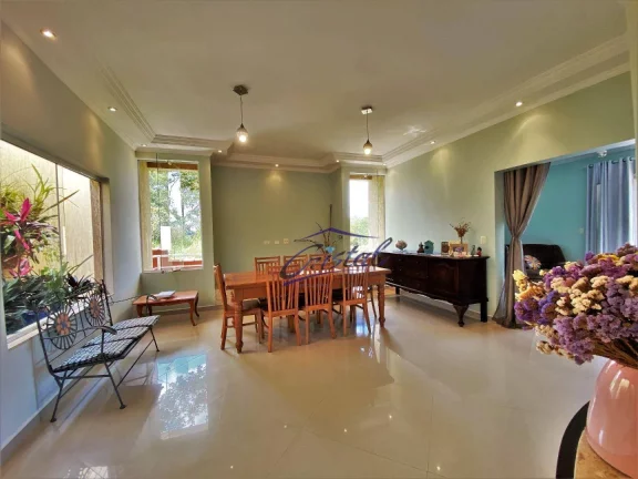 Imagem Chácara com 5 dormitórios à venda, 445 m² por R$ 1.950.000,00 - Cotia - Cotia/SP