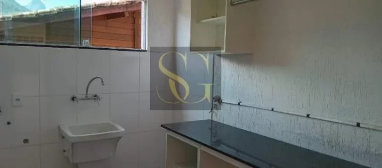 Imagem Casa para Venda em Teresópolis, Vargem Grande, 4 dormitórios, 1 suíte, 2 banheiros, 4 vagas