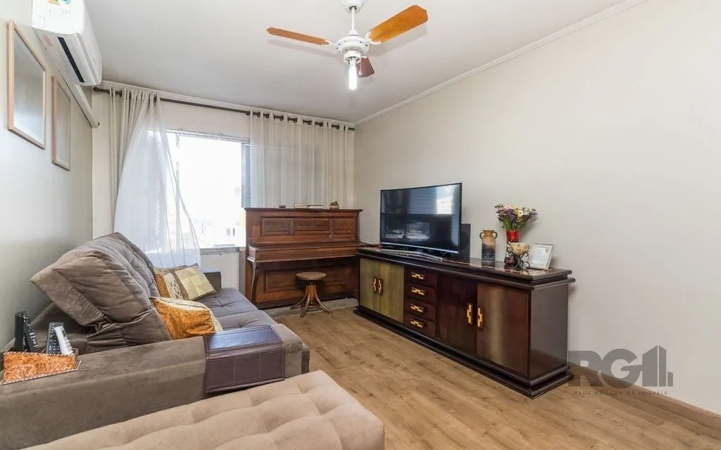 Imagem Cobertura 150m² - 3 dormitórios, 2 vagas no bairro Petrópolis