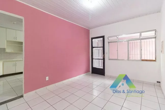 Foto do imóvel Sobrado com 2 dormitórios e 2 banheiros em Vila Caraguatá