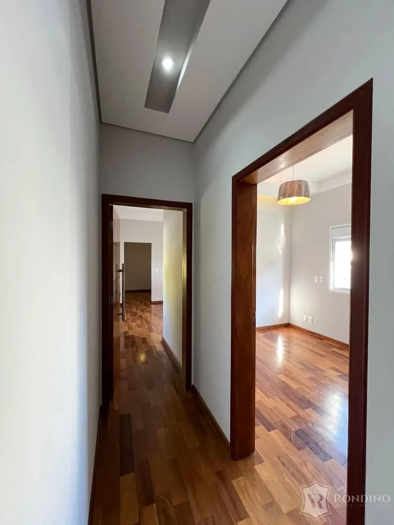 Imagem Casa no Alphaville Nova Esplanada com 4 Suítes e Piscina
