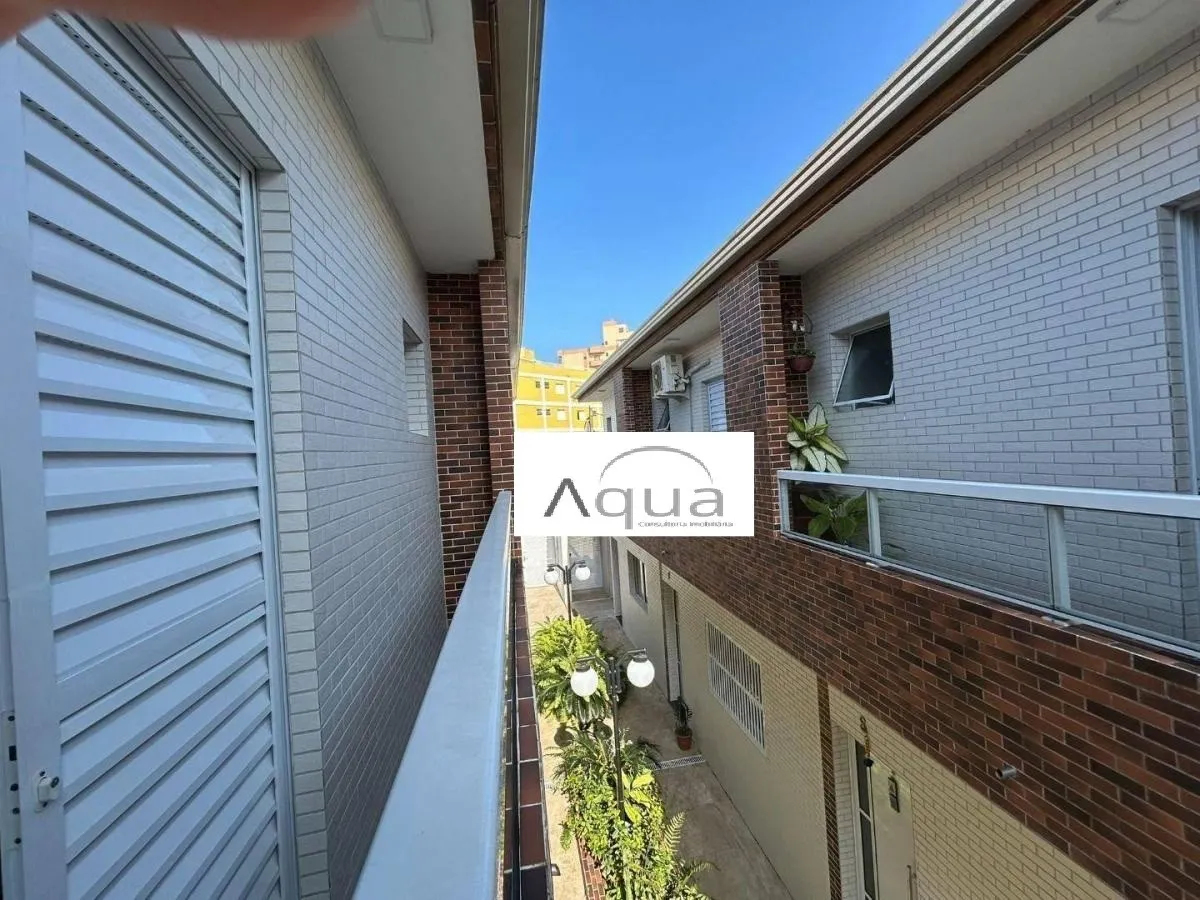 Imagem Casa para Venda em Mongaguá, Plataforma, 2 dormitórios, 2 suítes, 1 banheiro, 1 vaga