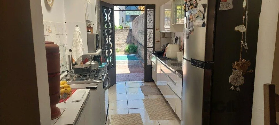 Imagem CASA COM EXTENSO PÁTIO NO CAMAQUÃ