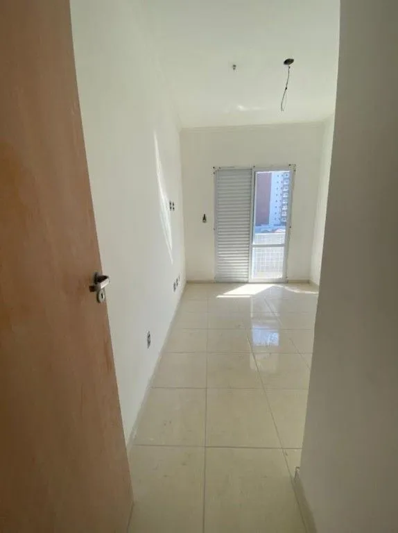 Imagem Apartamento à Venda em Guilhermina, Praia Grande - SP