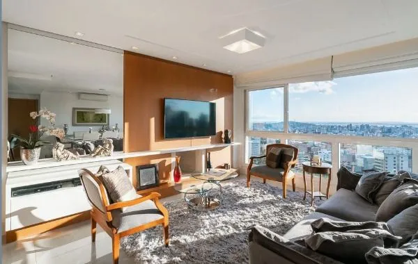 Imagem Vende-se amplo apartamento com 3 suítes, 126m² e 2 vagas - Petrópolis