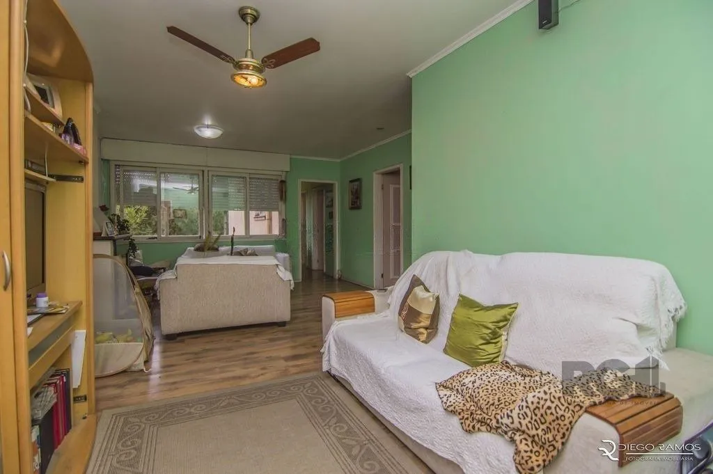 Imagem Apartamento 133m² - 3 dormitórios, 1 vaga no bairro Petrópolis