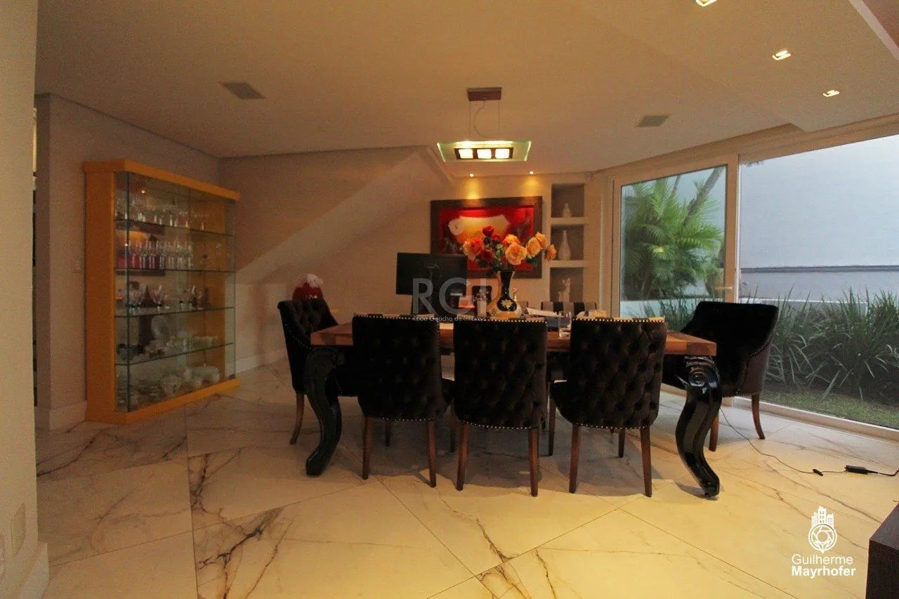 Imagem Casa para Venda - 650m², 4 dormitórios, sendo 3 suites, 4 vagas - Chácara das Pedras