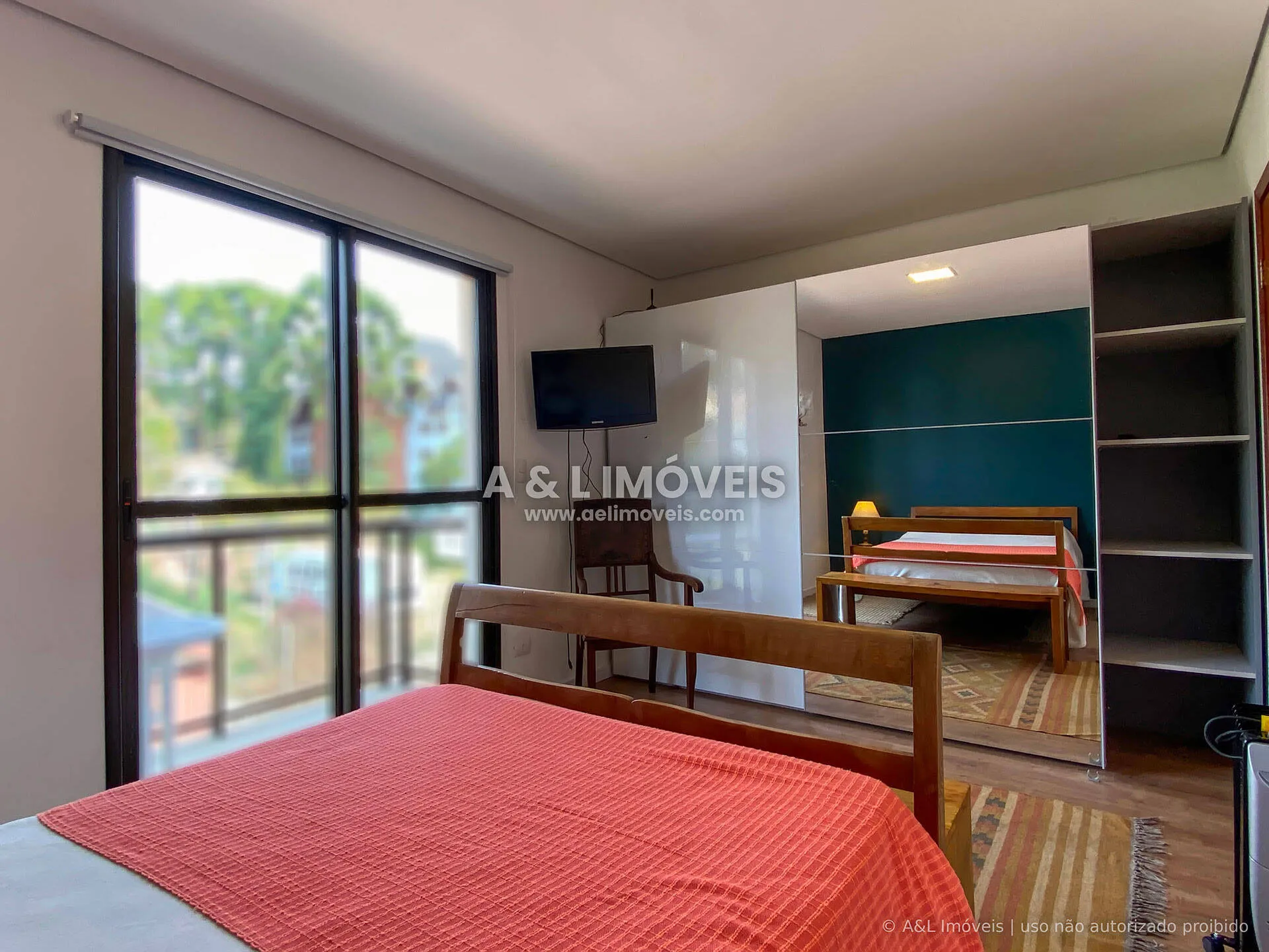 Imagem Apartamento à venda a 1,5 km do Capivari com 2 dormitórios