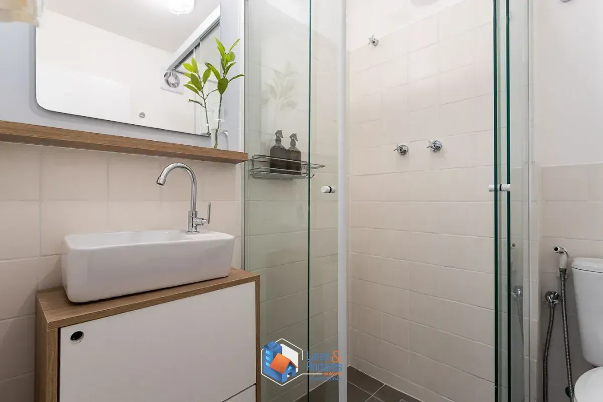 Foto do imóvel Apartamento para venda em Pinheiros com 5 quartos, sendo 2 suítes, 135m² em Rua Cardeal Arcoverde