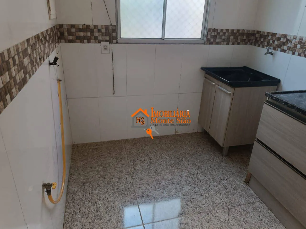 Imagem Apartamento com 2 dormitórios à venda, 42 m² por R$ 240.000,00 - Água Chata - Guarulhos/SP