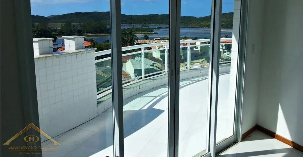 Imagem Cobertura para Venda em Cabo Frio / RJ no bairro Passagem