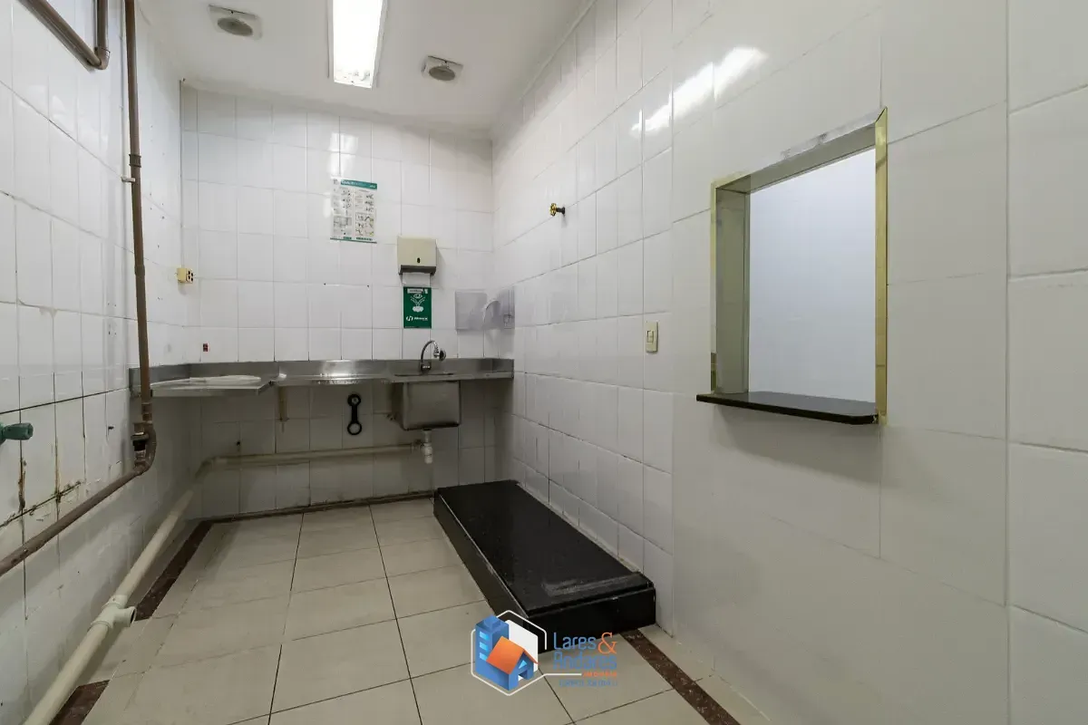 Imagem Conjunto comercial para venda em Moema, 286m²