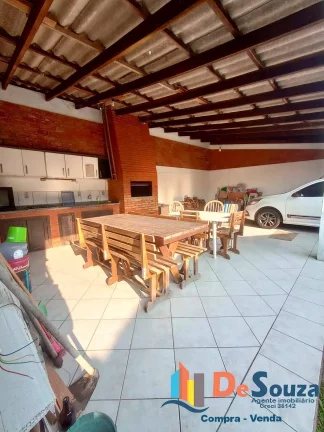 Imagem Excelente Imóvel em frente ao Super Mercado