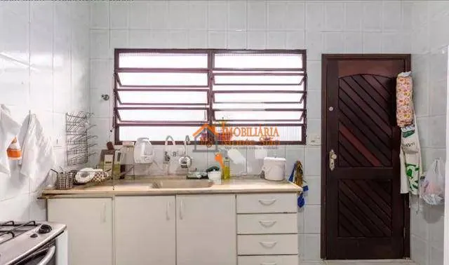 Imagem Casa com 2 dormitórios à venda, 120 m² por R$ 650.000,00 - Parque Renato Maia - Guarulhos/SP