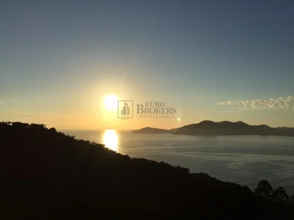 Imagem Apartamento com 2 dormitórios à venda no edifício Terraço da Rainha em Balneário