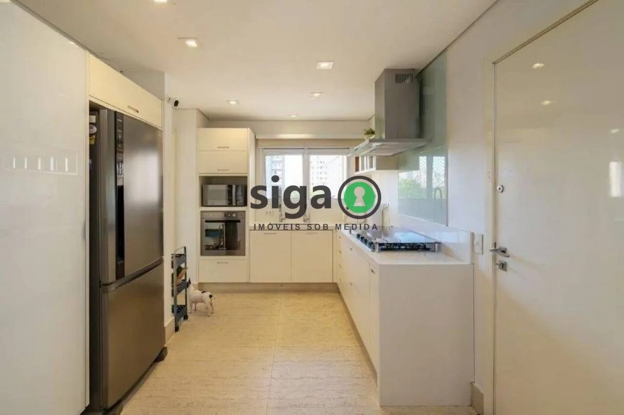 Imagem Apartamento de 210m², 3 suítes á venda por R$ 6.300.000 - Vila Olímpia - São Paulo/SP