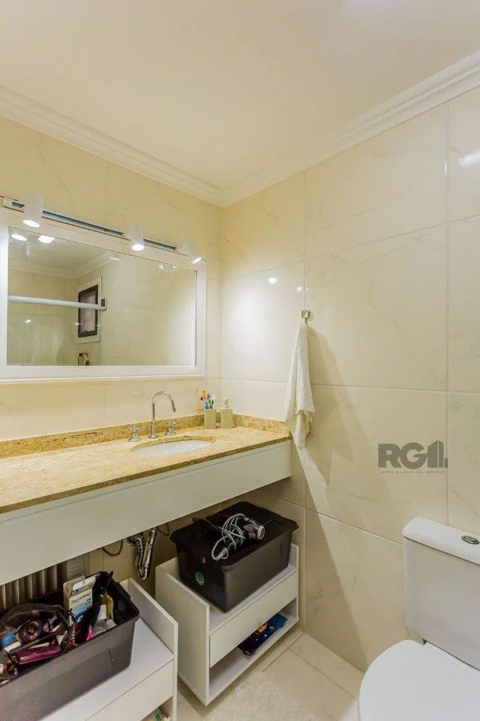Imagem Casa em condomínio de 155m², 3 dormitórios, 4 vagas no bairro Espírito Santo