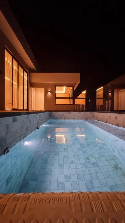 Imagem Casa em Condomínio para Venda em Areal / RJ no bairro Fazenda Velha