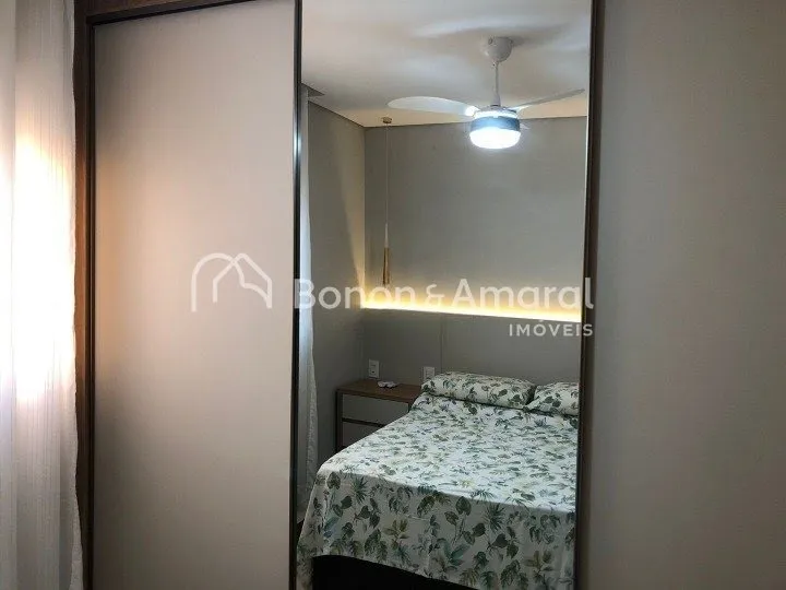 Imagem Apartamento com 3 Quartos sendo 1 suíte, 2 banheiros e 2 vagas à Venda, 75 m²