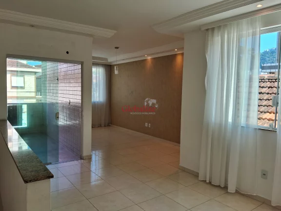 Foto do imóvel Casa Sobreposta Alta em Santos no bairro do Campo Grande de 3 dormitórios, suíte e vaga para 2 veículos a venda por R$ 865.000,00