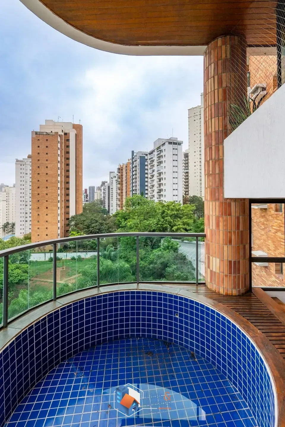 Imagem Apartamento para venda em Morumbi com 4 quartos, sendo 4 suítes, 236m²