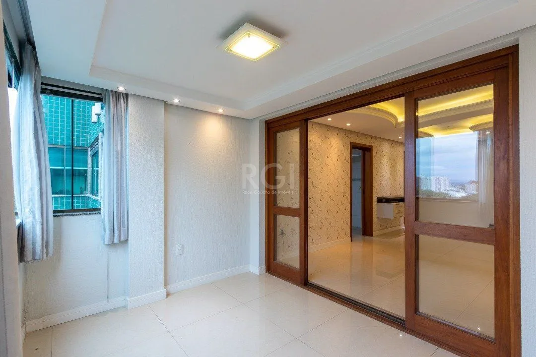 Imagem Cobertura para Venda - 247.08m², 3 dormitórios, sendo 1 suites, 2 vagas - Vila Ipiranga