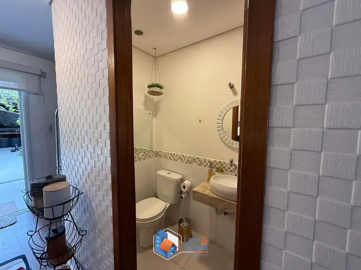 Imagem Sobrado para venda em Bosque da Saúde com 3 quartos, sendo 1 suíte, 134m²