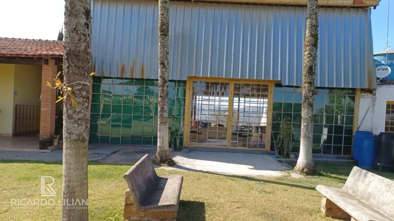 Imagem "O Paraíso em Atibaia: Sítio com 24.000m², Casa Principal, Salão de Festas, Piscina e Mais!"