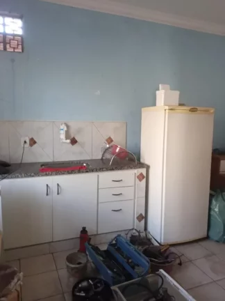 Imagem CASA AMPLA A VENDA COM 4 QUARTOS 1 SUÍTE EM GUARAPARI ES