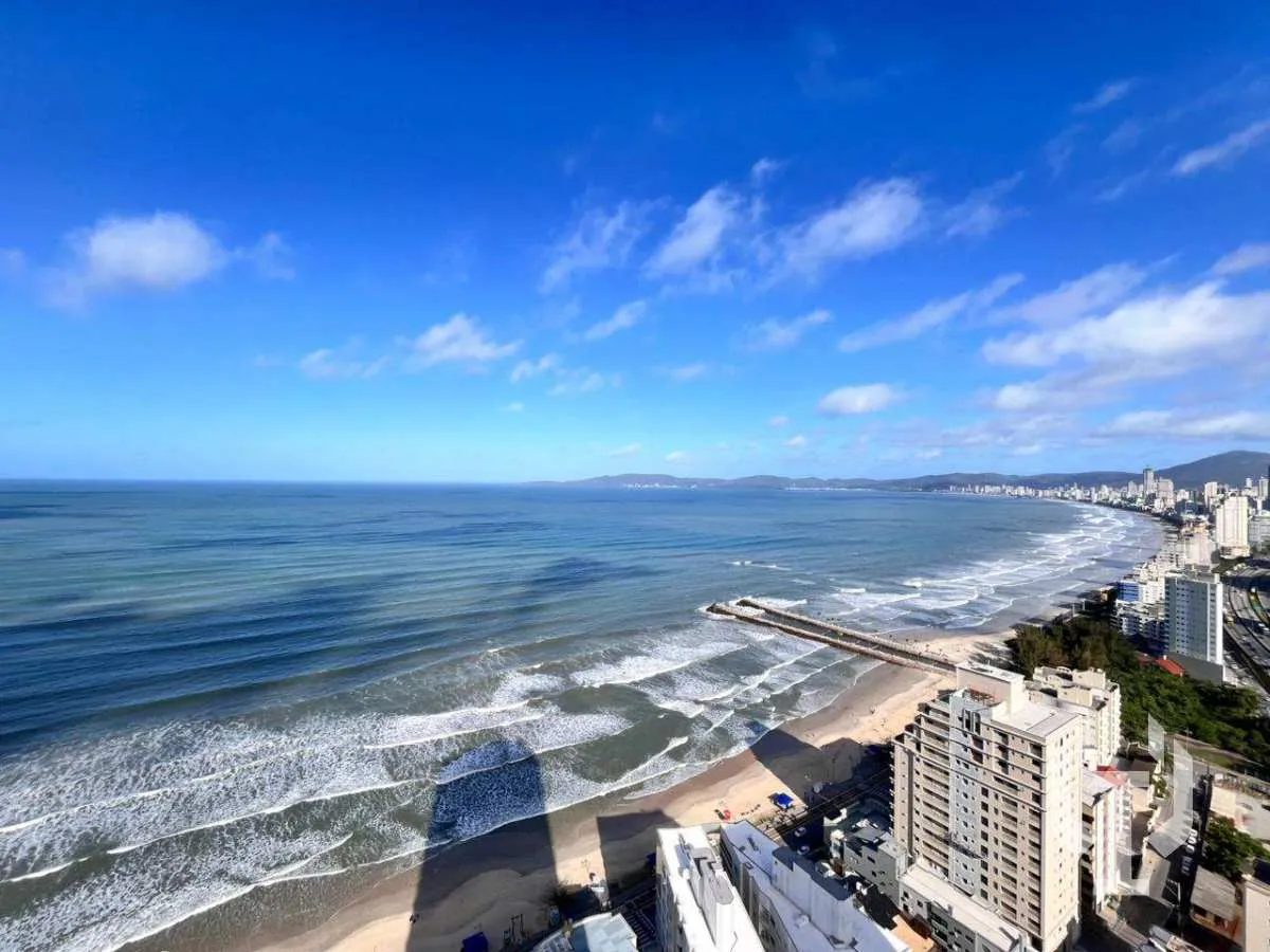 Imagem Alto padrao recém entregue com vista incrível para o mar com 3 suítes
