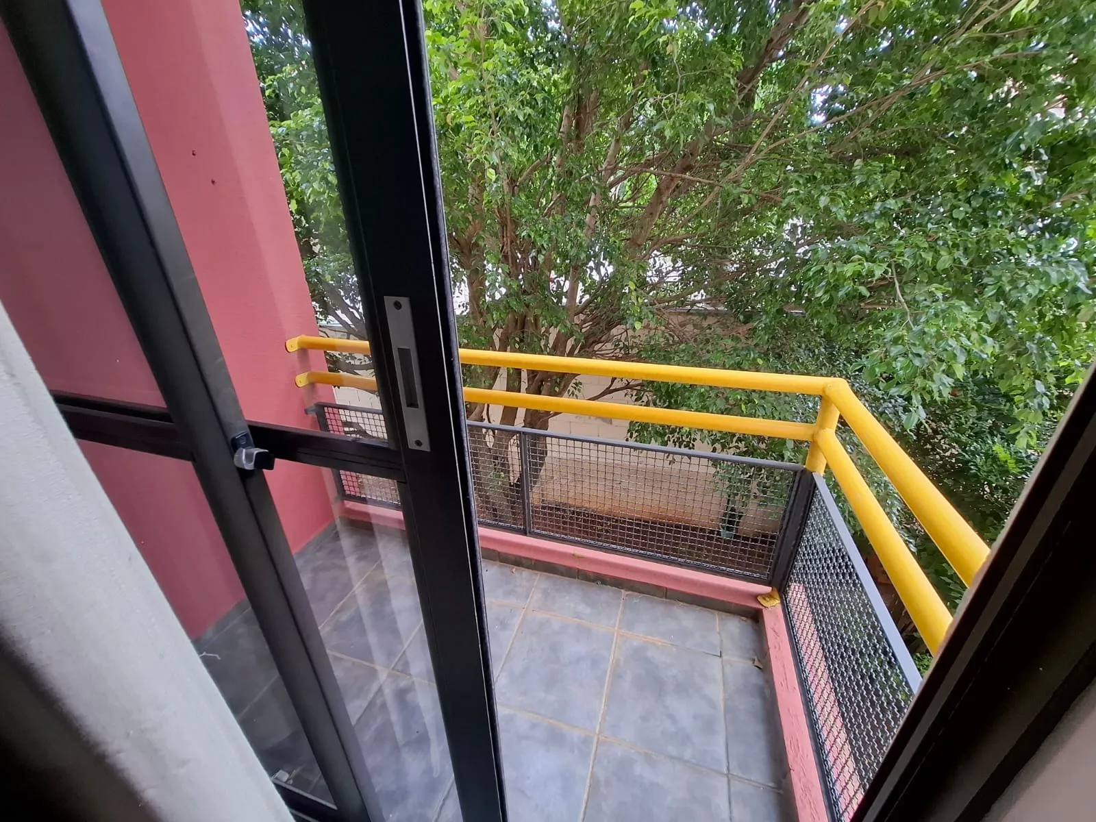 Imagem Apartamento conta com 03 dormitórios Jardim Vera Cruz- Sorocaba/SP