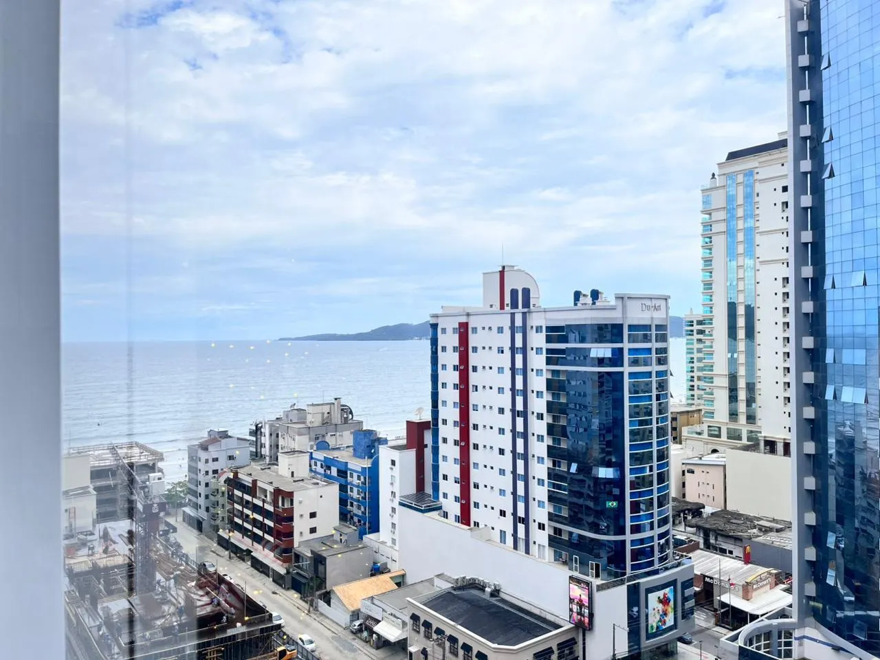 Imagem Apartamento com vista para o mar à venda com 197.9m2 por R$ 5.200.000,00