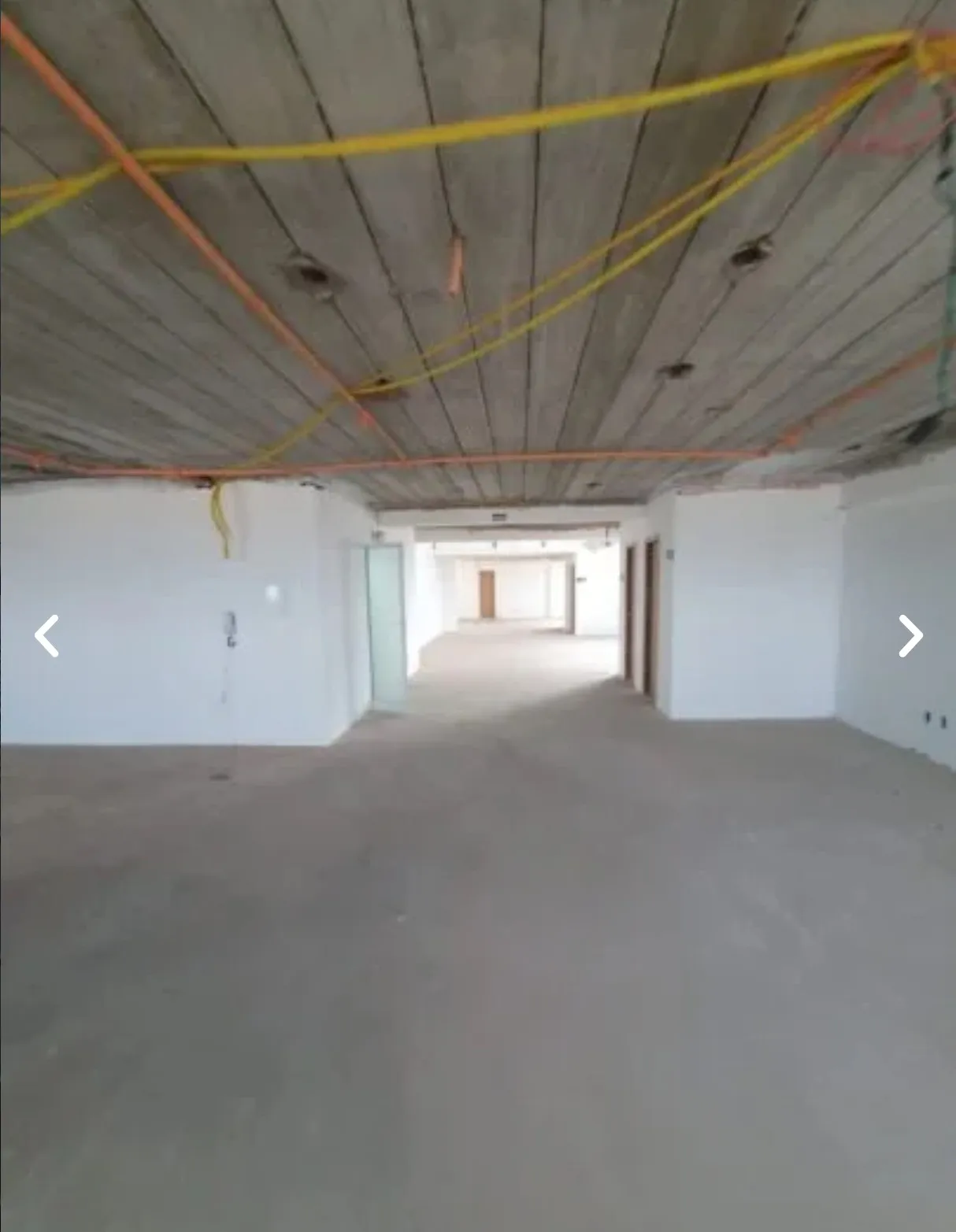 Imagem Salão comercial disponível para Venda ou Locação localizado no Edifico Dubai Business Center!