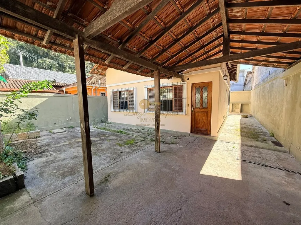 Imagem Casa para Venda em Teresópolis / RJ no bairro Meudon