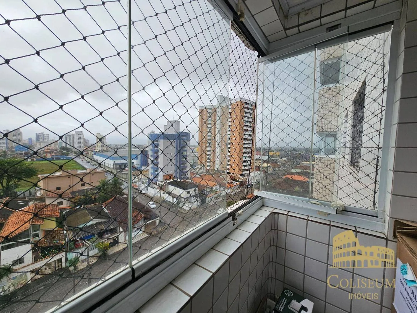 Imagem Apartamento com 1 dormitório à venda, 50 m² por R$ 310.000,00 - Vila Guilhermina - Praia Grande/SP