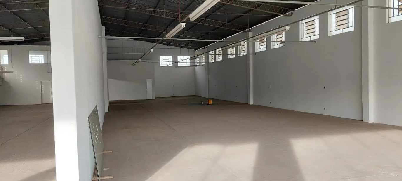 Imagem Galpão comercial com 900,00 m2 de área disponível