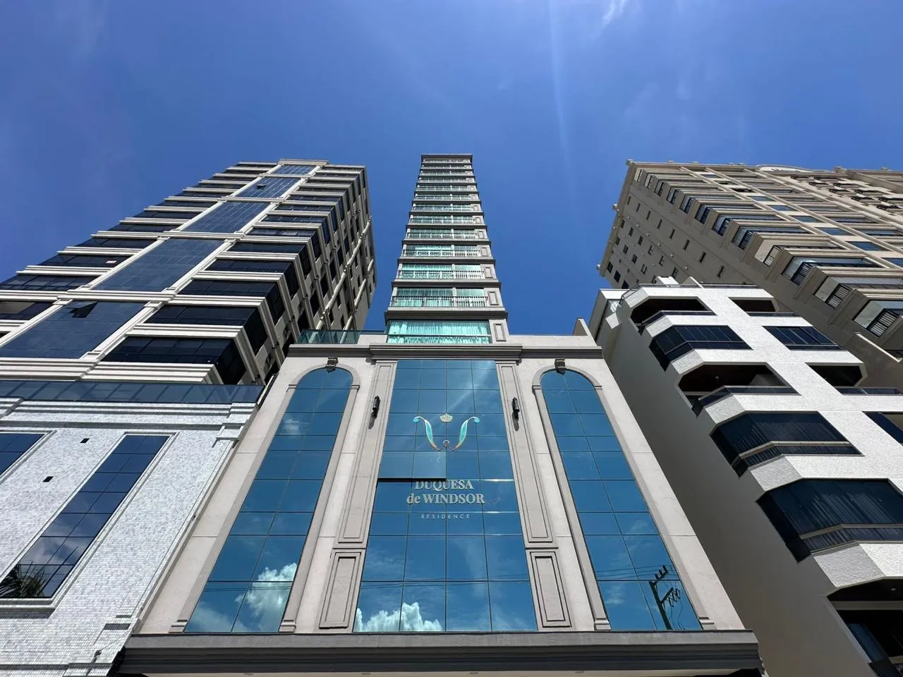Foto do imóvel Apartamento com vista para o mar à venda com 102m2 por R$ 3.900.000,00