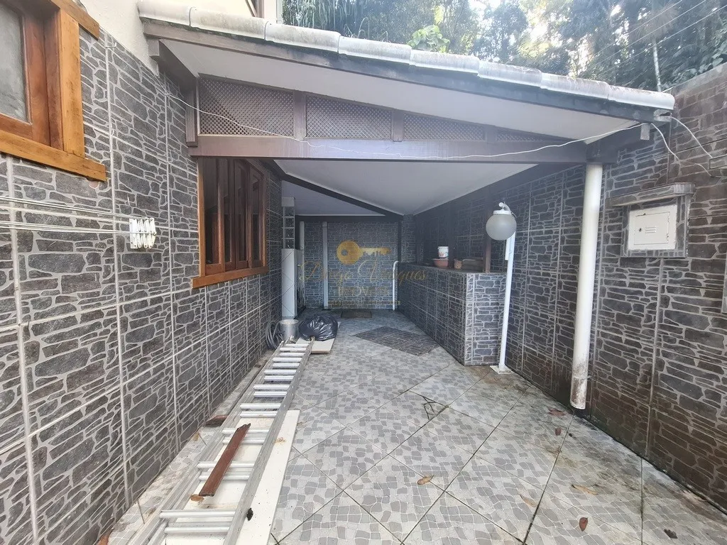 Imagem Casa em Condomínio para Venda em Teresópolis / RJ no bairro Soberbo