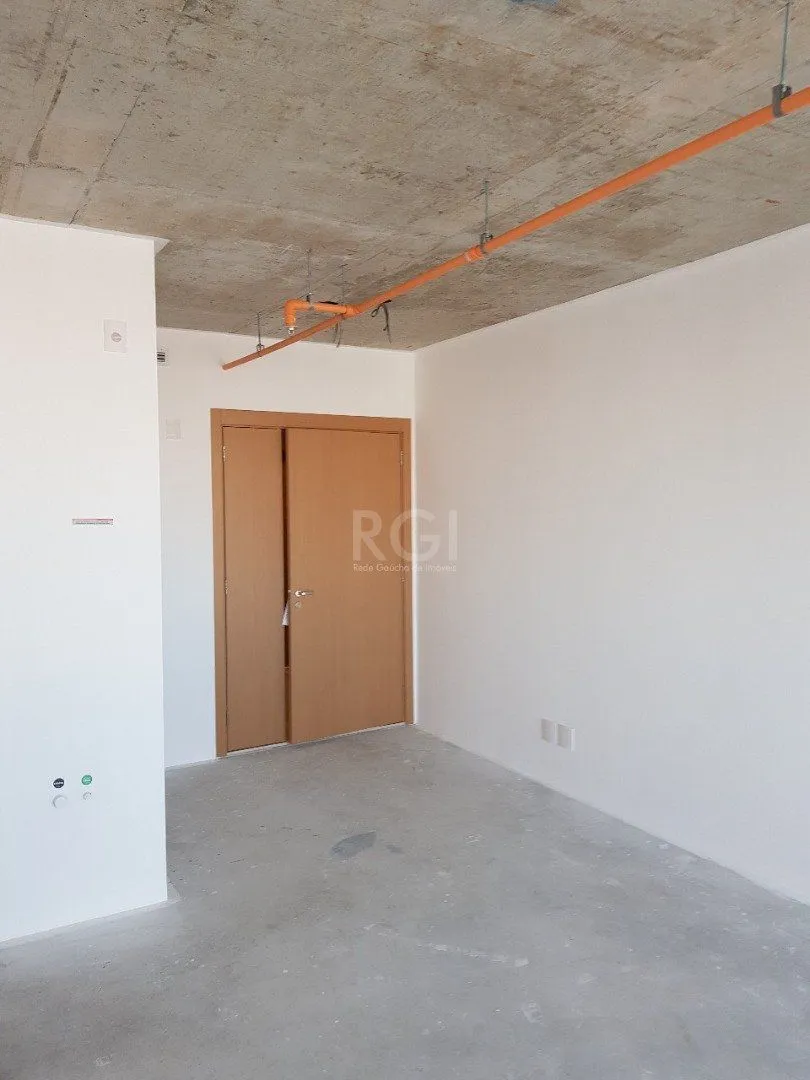 Imagem Conjunto/Sala para Venda - 38.59m², 0 dormitórios, Cristo Redentor