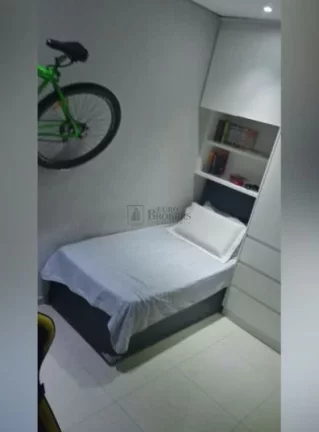 Imagem Cobertura com piscina em edifício com 05 apartamentos, Centro Balneário Camboriú