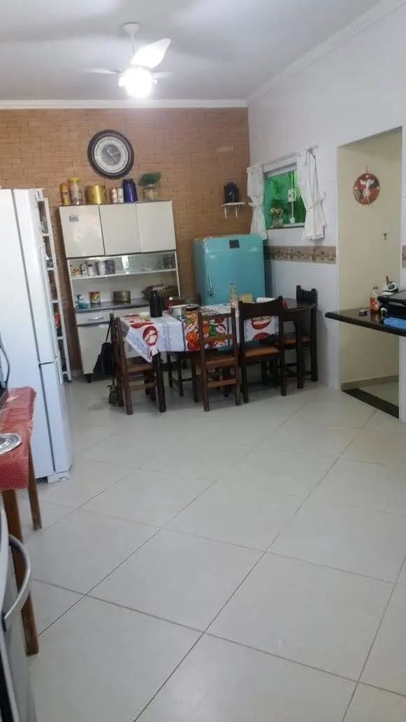 Imagem Casa à venda 3 Quartos, 2 Suites, 4 Vagas, 250M², Residencial Village Santana, Guaratinguetá - SP