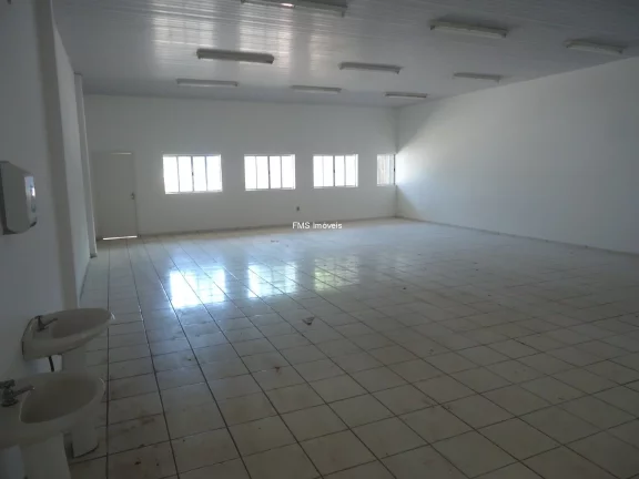 Imagem Galpão com pátio aberto cabine de 750kwas Comercial de Alto Padrão para Locação em Itatiba-SP - Distrito Industrial Alfredo Relo 3.857,85m².