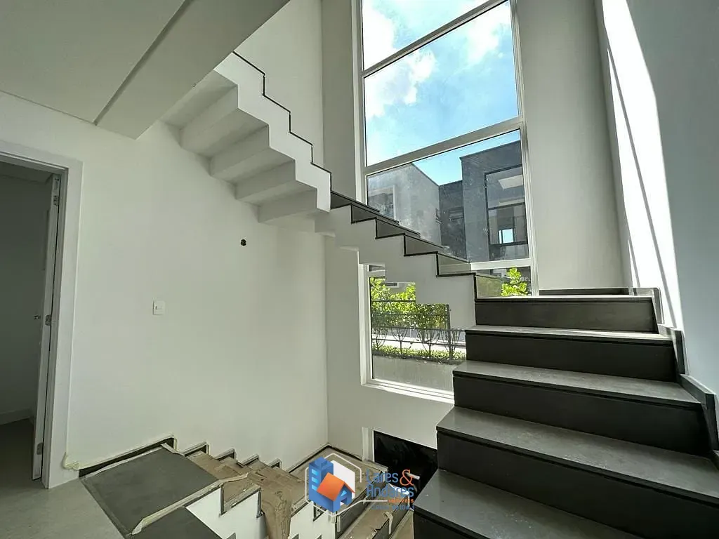 Imagem Casa em condomínio para venda em Campo Belo com 4 quartos, sendo 4 suítes, 401.12m²