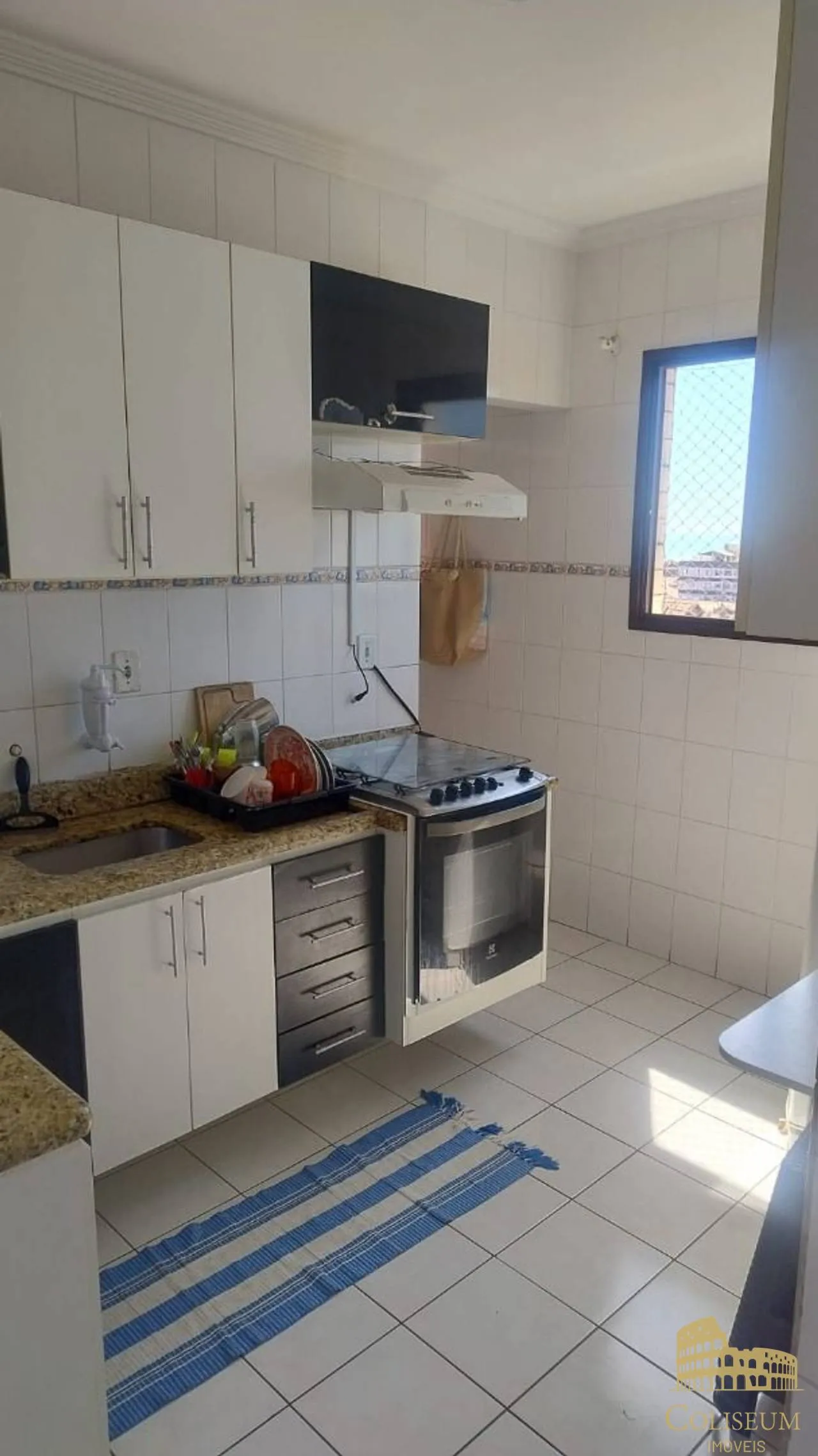 Imagem Apartamento com 2 dormitórios à venda, 71 m² por R$ 429.000,00 - Maracanã - Praia Grande/SP